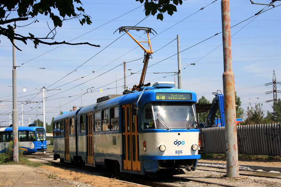 Tatra K2G #806