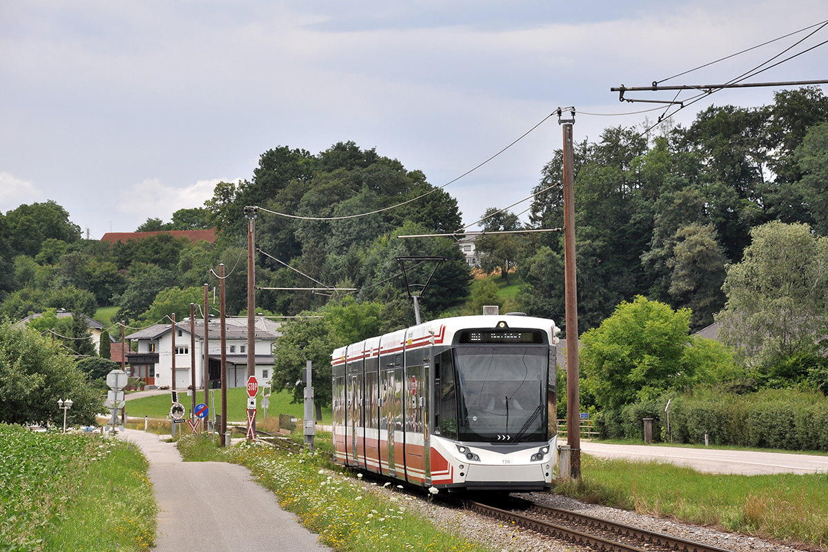 Vossloh Tramlink #128
